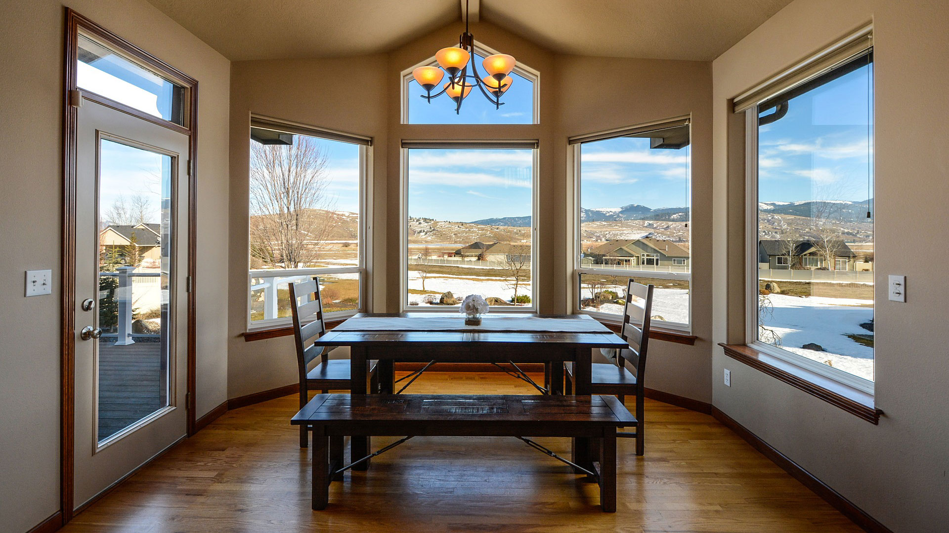 window-home-banner